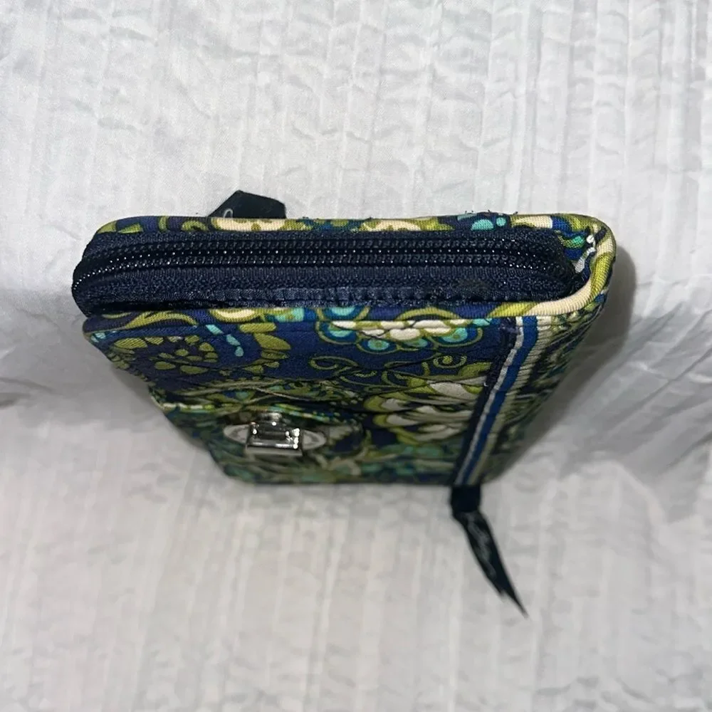 Vera Bradley Rhythm Blues Navy Green White Zip Turn-lock Large Wallet - Picture 5 of 10